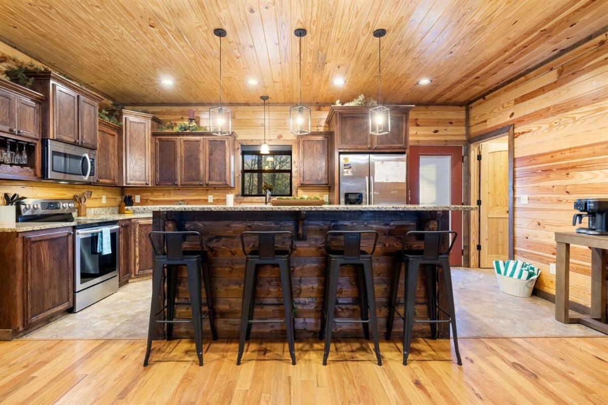 Close To Putt Putt, Pool Table, Play Set * Broken Bow